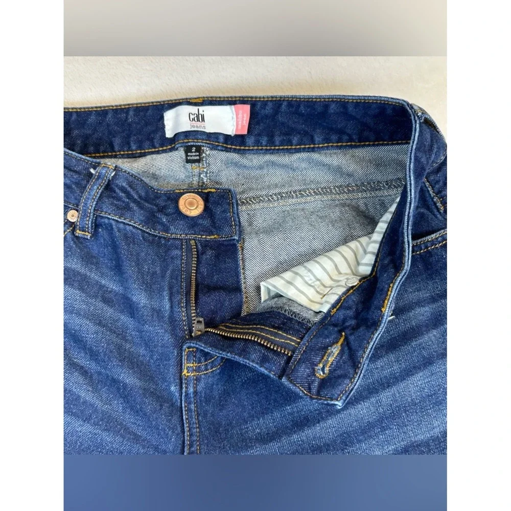 Cabi‎ Malibu Jean 4522 Mid Rise Straight Leg Distressed 100% Cotton Size 2
